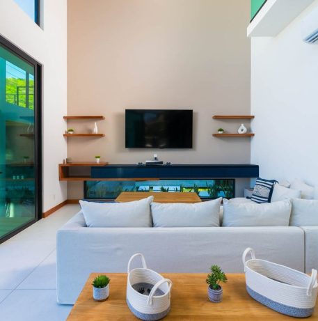 Casa-Crystal-cropped-43-qmeudl0drzhs8t6hgxthu9hau2z1xkozph91a89cuw